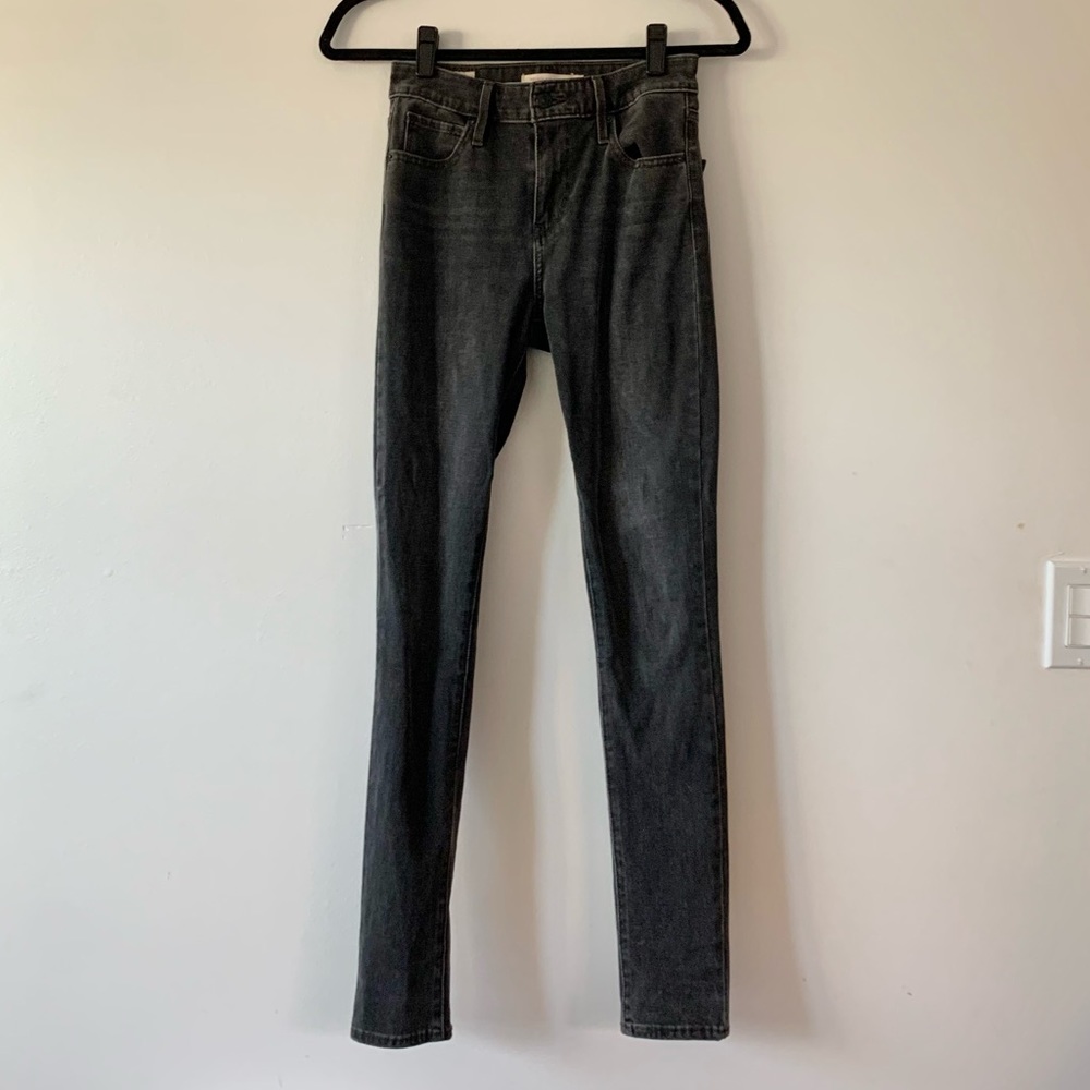 Levi’s 721 skinny high rise jeans